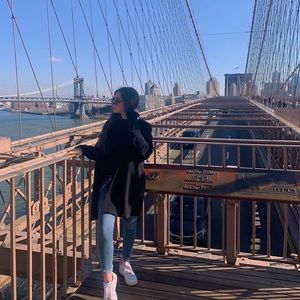 Meet your Posher, Daniella